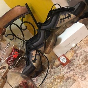 Nike vapor max size 37